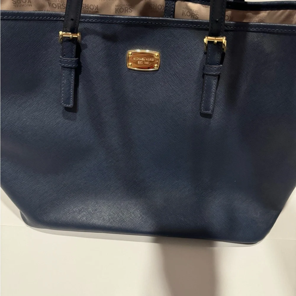 Michael Kors tote 👜 - Picture 6 of 6